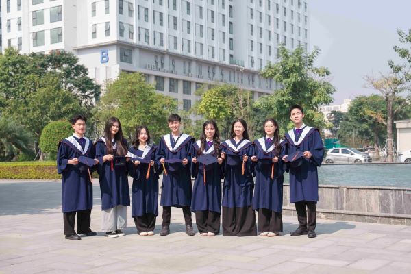 Đại học từ xa Intracom – Thông tin tổng quan không thể bỏ lỡ